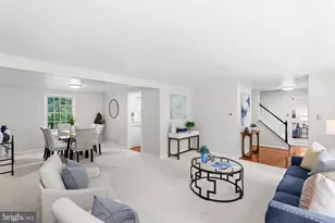 2284 Dosinia Ct, Reston, VA 20191 - Photo 12