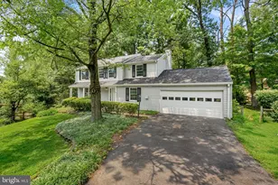 2284 Dosinia Ct, Reston, VA 20191 - Photo 2
