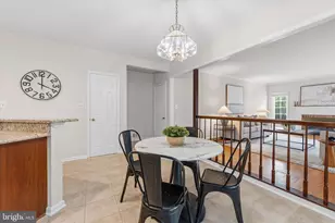 15094 Wetherburn Dr, Centreville, VA 20120 - Photo 20