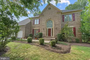 15094 Wetherburn Dr, Centreville, VA 20120 - Photo 1