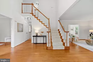 15094 Wetherburn Dr, Centreville, VA 20120 - Photo 6