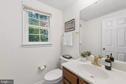 15094 Wetherburn Drive, Centreville, VA 20120 - Photo 24
