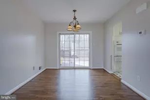 7117 Hadlow Ct, Springfield, VA 22152 - Photo 12