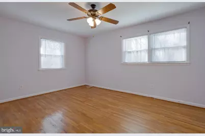 7117 Hadlow Court, Springfield, VA 22152 - Photo 16