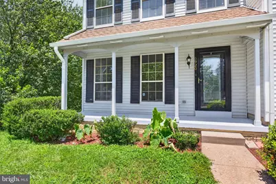 6920 Hovingham Court, Centreville, VA 20121 - Photo 2