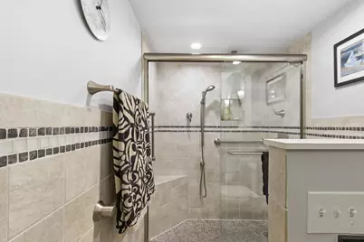5902 Mount Eagle Drive #714, Alexandria, VA 22303 - Photo 6