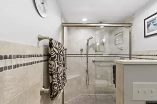 5902 Mt Eagle Dr, Alexandria, VA 22303 - Photo 6