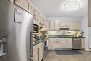 5902 Mt Eagle Dr, Alexandria, VA 22303 - Photo 20