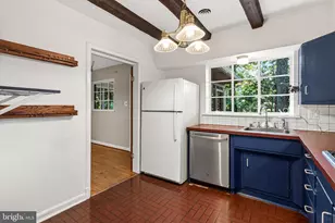 3159 Patrick Henry Dr, Falls Church, VA 22044 - Photo 10