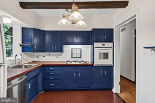 3159 Patrick Henry Dr, Falls Church, VA 22044 - Photo 8