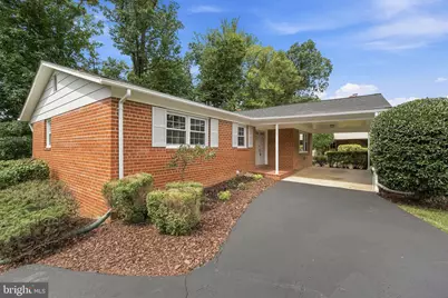 6922 Sydenstricker Road, Springfield, VA 22152 - Photo 8