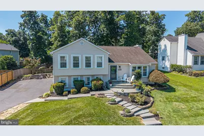15203 Philip Lee Road, Chantilly, VA 20151 - Photo 2