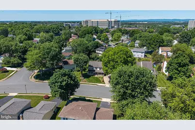 3272 Kinross Circle, Herndon, VA 20171 - Photo 8