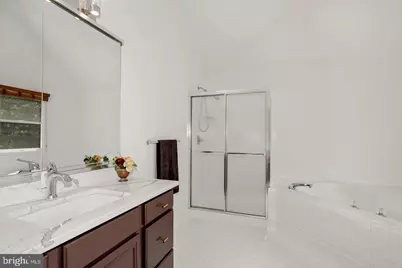 5045 Worthington Woods Way, Centreville, VA 20120 - Photo 26
