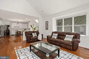 5045 Worthington Woods Way, Centreville, VA 20120 - Photo 18