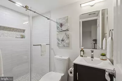 10811 Midsummer Drive, Reston, VA 20191 - Photo 30