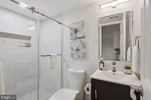 10811 Midsummer Dr, Reston, VA 20191 - Photo 30