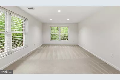 10811 Midsummer Drive, Reston, VA 20191 - Photo 26