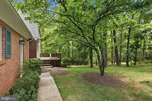 10811 Midsummer Dr, Reston, VA 20191 - Photo 34