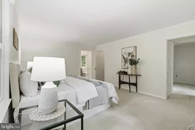 10811 Midsummer Drive, Reston, VA 20191 - Photo 18