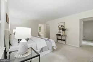 10811 Midsummer Dr, Reston, VA 20191 - Photo 18