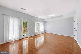8544 Wyngate Manor, Alexandria, VA 22309 - Photo 6