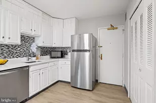 3701 S George Mason Dr, Falls Church, VA 22041 - Photo 12