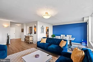 3705 S George Mason Dr, Falls Church, VA 22041 - Photo 4