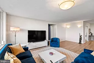 3705 S George Mason Dr, Falls Church, VA 22041 - Photo 4