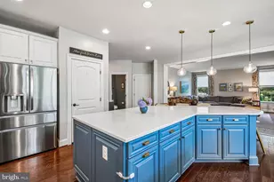 9423 Ferry Landing Ct, Alexandria, VA 22309 - Photo 12