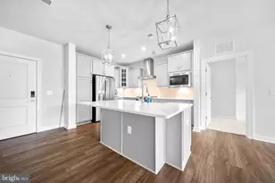 3927 Fair Ridge Dr, Fairfax, VA 22033 - Photo 4