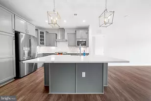 3927 Fair Ridge Dr, Fairfax, VA 22033 - Photo 6