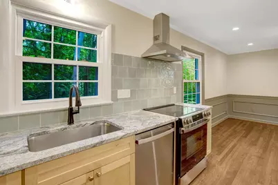 8005 Candlewood Drive, Alexandria, VA 22306 - Photo 12