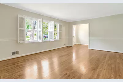 8005 Candlewood Drive, Alexandria, VA 22306 - Photo 4