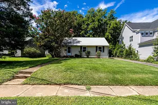 1922 Anderson Rd, Falls Church, VA 22043 - Photo 2