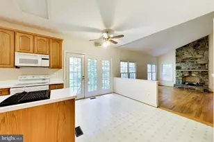 6228 Garden Rd, Springfield, VA 22152 - Photo 22