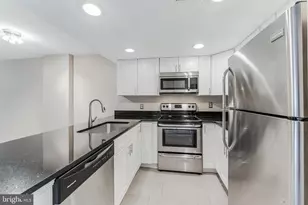 1951 Sagewood Ln, Reston, VA 20191 - Photo 10