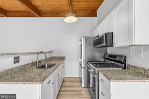 4961 Americana Dr, Annandale, VA 22003 - Photo 10
