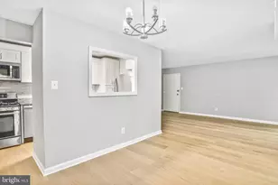 8001 Chanute Pl, Falls Church, VA 22042 - Photo 12