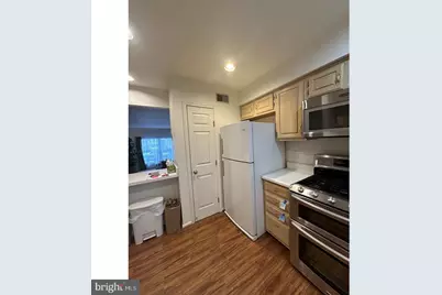 1414 Park Garden Lane, Reston, VA 20194 - Photo 4