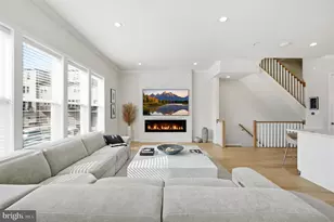 14339 Beckett Glen Cir, Chantilly, VA 20151 - Photo 18