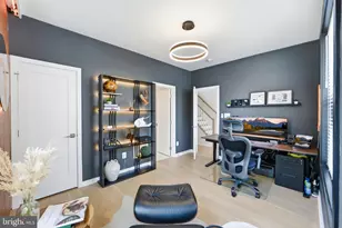 14339 Beckett Glen Cir, Chantilly, VA 20151 - Photo 10