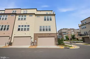 14339 Beckett Glen Cir, Chantilly, VA 20151 - Photo 6