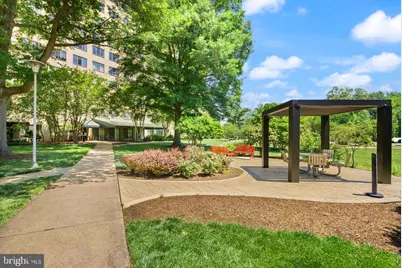 6621 Wakefield Drive #913, Alexandria, VA 22307 - Photo 36