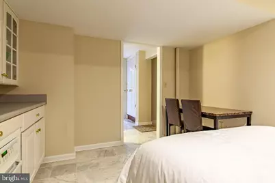 6034 Chesterbrook Road #B, McLean, VA 22101 - Photo 24