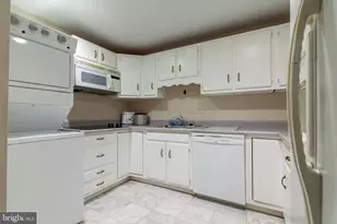 6034 Chesterbrook Rd, McLean, VA 22101 - Photo 28