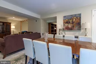 6034 Chesterbrook Rd, McLean, VA 22101 - Photo 8