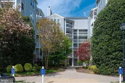 3176 Summit Square Drive #4-D3, Oakton, VA 22124 - Photo 2