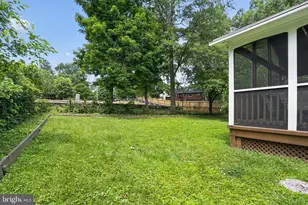 1452 Dewberry Ct, McLean, VA 22101 - Photo 6