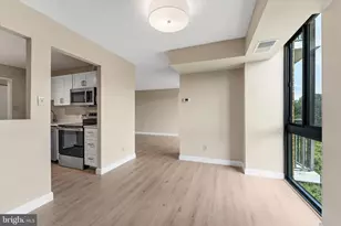 2311 Pimmit Dr, Falls Church, VA 22043 - Photo 14